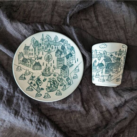 Nymolle Art Faience Hoyrup Denmark Cup & Saucer 6007 Village Harbor Scene 1970s - Picture 3 of 9